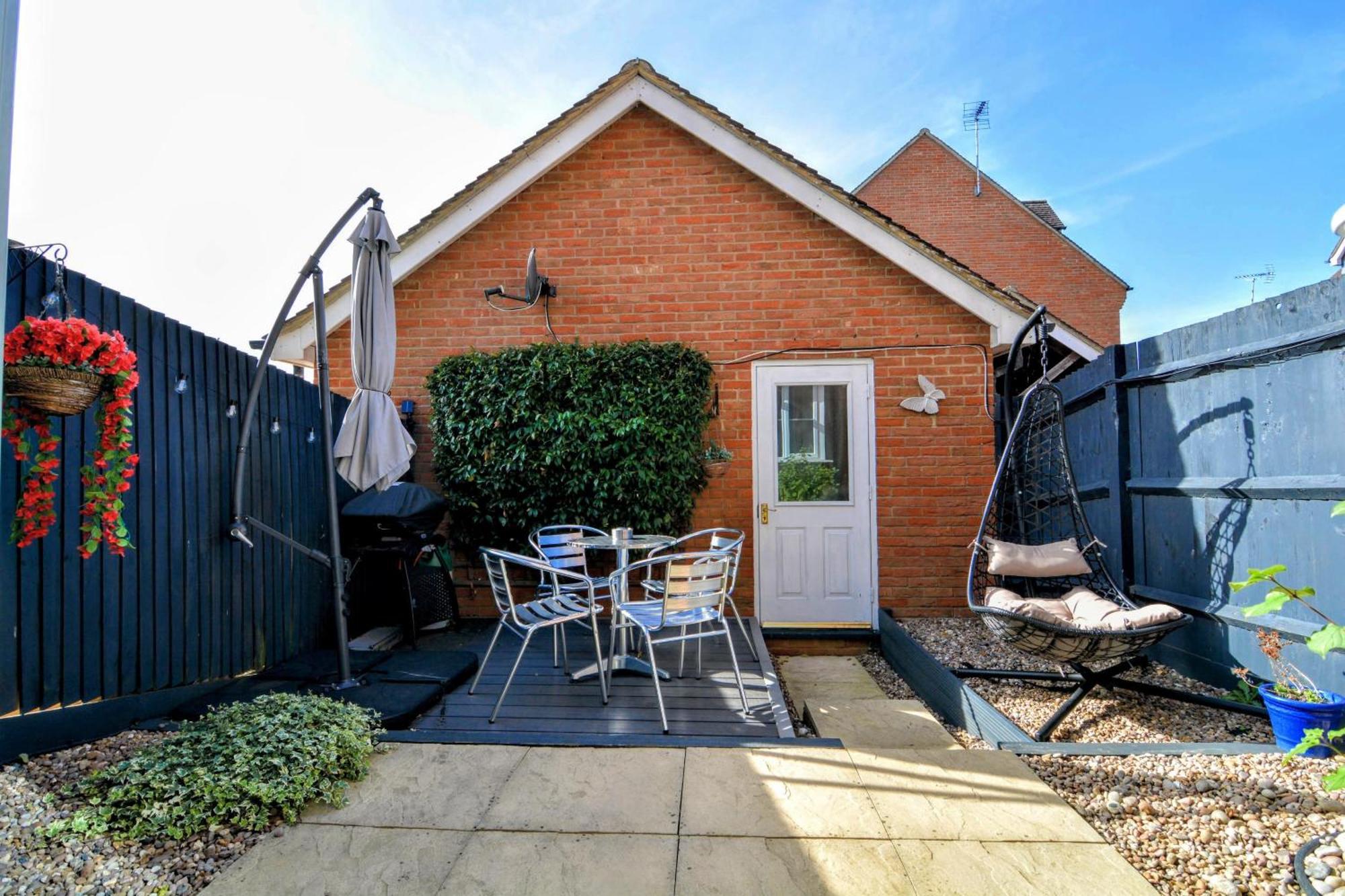 Modern And Spacious Home From Home 1 Mile From M1 - With Netflix, Prime Video, Ps5, Free Parking, Superfast Wifi, Bbq - Sleeps 11 - By Brightleap Apartments Milton Keynes Exteriér fotografie