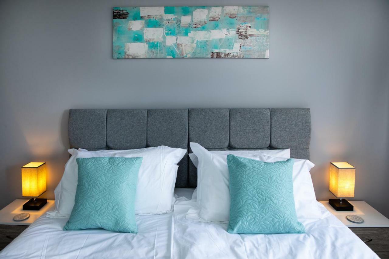 Modern And Spacious Home From Home 1 Mile From M1 - With Netflix, Prime Video, Ps5, Free Parking, Superfast Wifi, Bbq - Sleeps 11 - By Brightleap Apartments Milton Keynes Exteriér fotografie